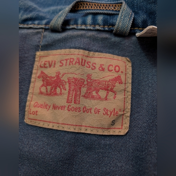 Woman's  Levi's jeans vest type 1 - Picture 3 of 4